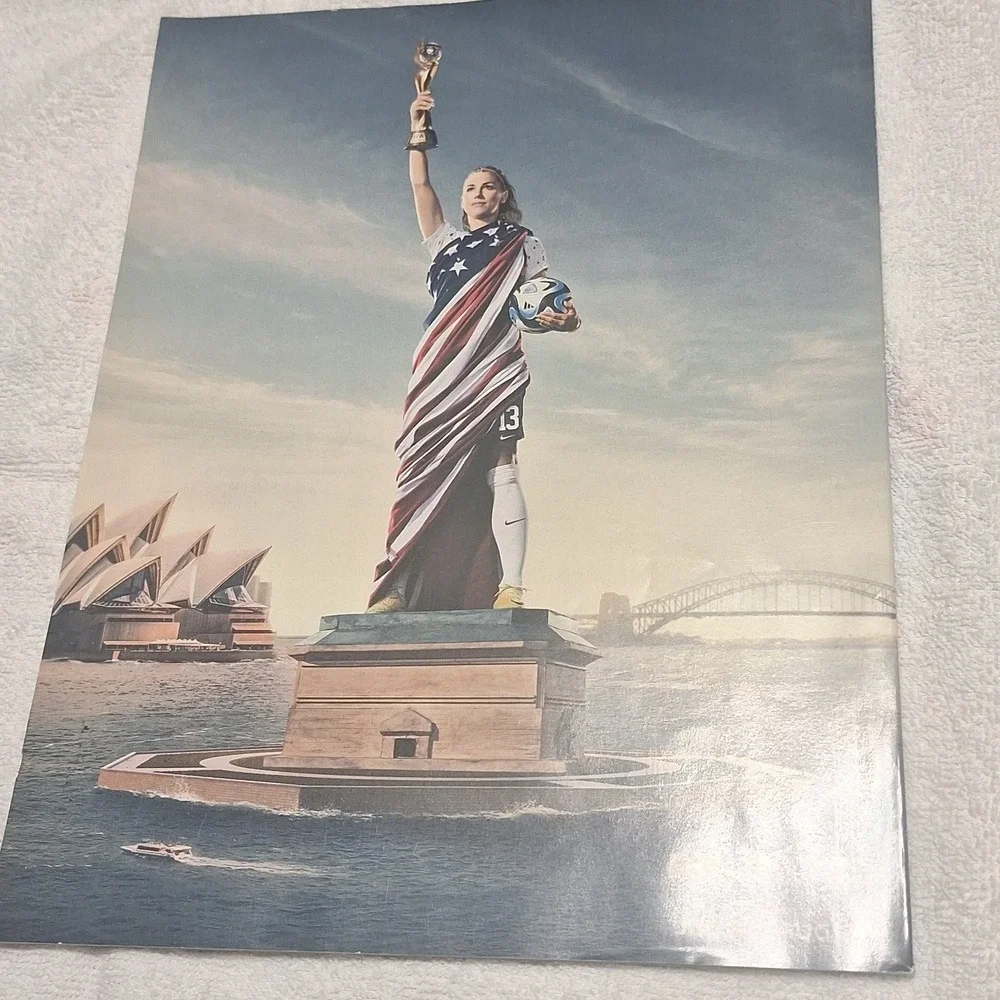 Sports Illustrated August 2023 Jake Paul The Power List‎ Alex Morgan Back Cover